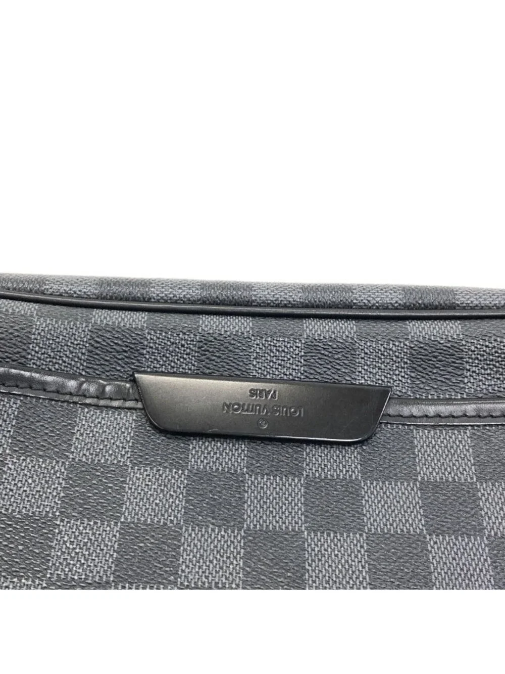 Louis Vuitton Daniel MM Shoulder Bag Damier Canvas